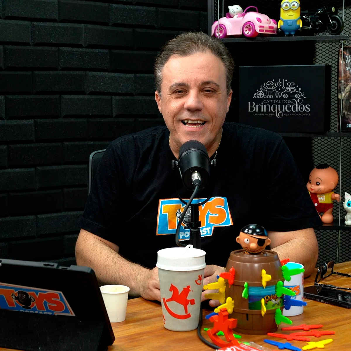 Márcio Goldoni no estúdio do Toys PodCast